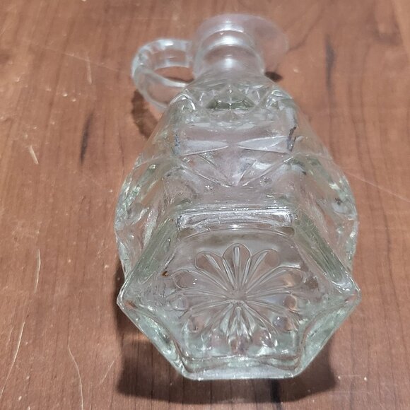 Vintage Pressed Glass Cruet Syrup Oil Vinegar Salad Dressing Serveware Sunburst - Picture 6 of 8